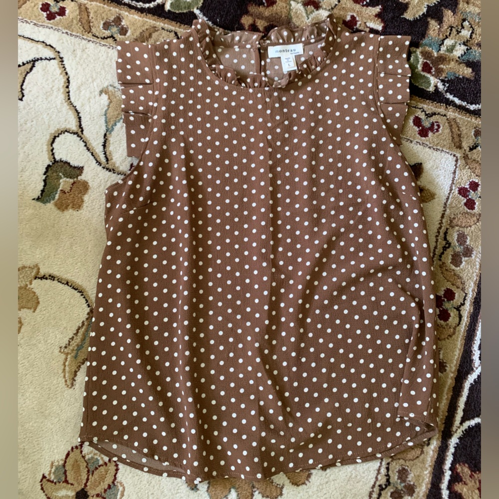 Monteau Brown Top with White Dots